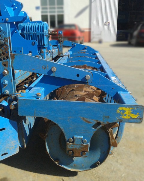 La Zirkon 10 300 Lemken